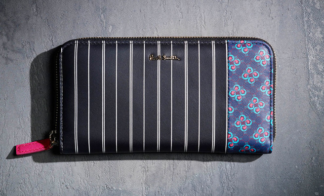 ����� ����