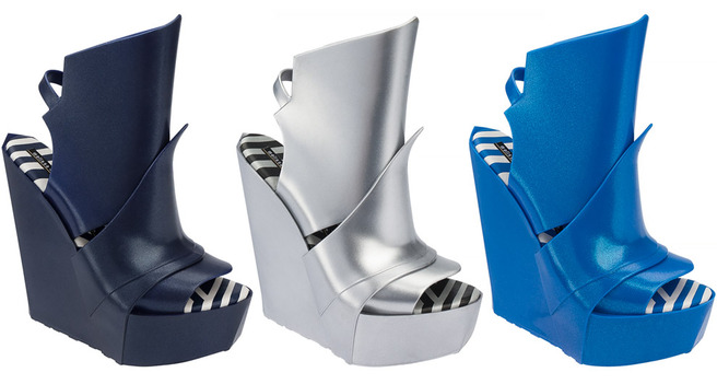 ���-���!