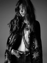 ���-��� � ����� ��������� �� Saint Laurent