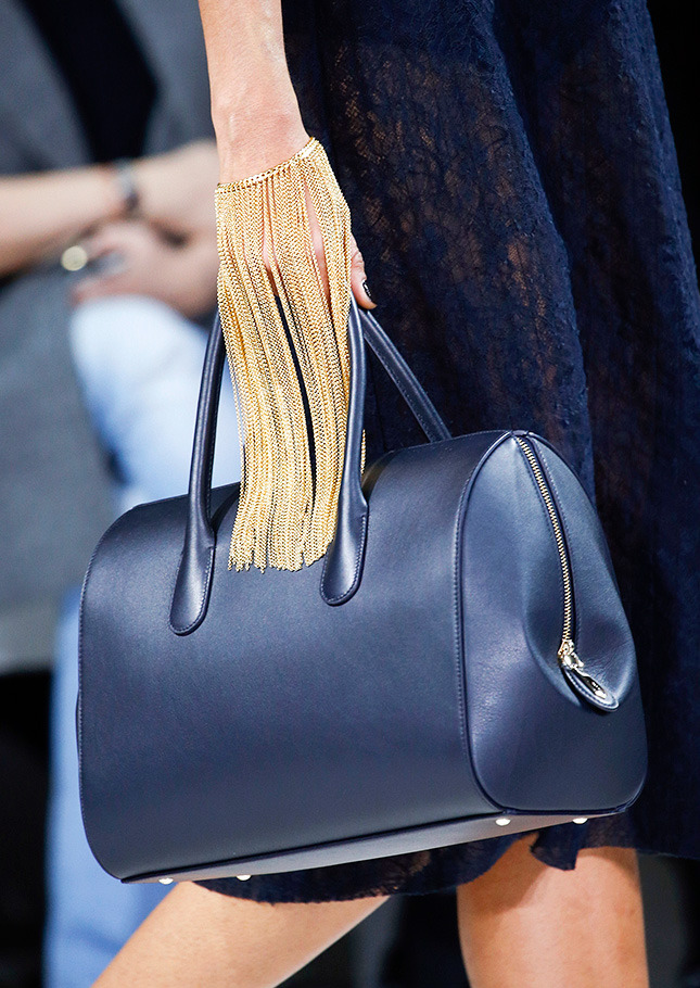 ���������� �� ������ Nina Ricci