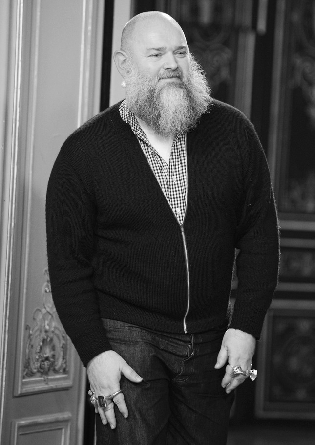 ���� ����