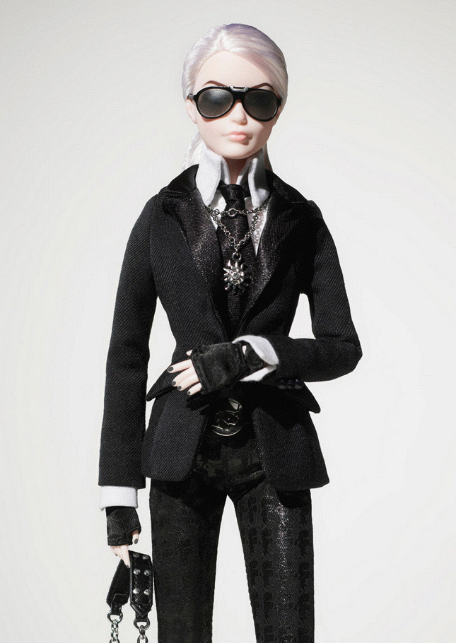 700 ������ Barbie � ������� ������� ����� �� �������� � ������