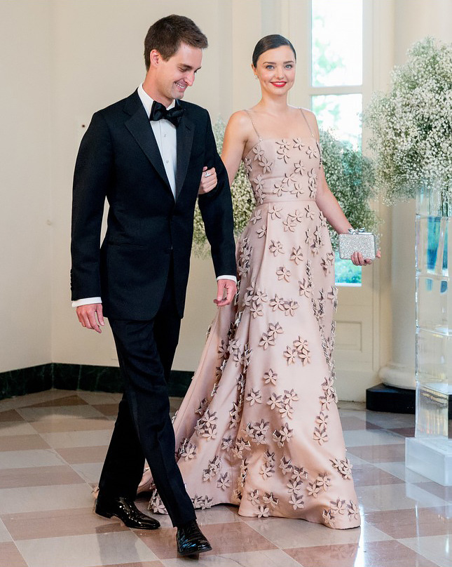 ���� ������� � ������� ���� � Caroline Herrera �� ����� � ����� ����