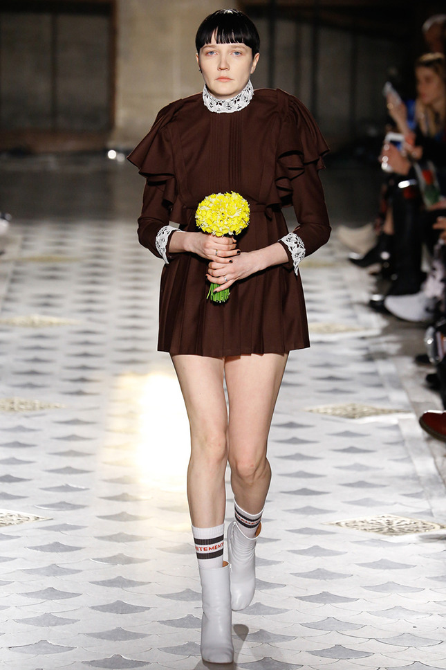 Vetements ������� ��������� �� ������ ������� ����