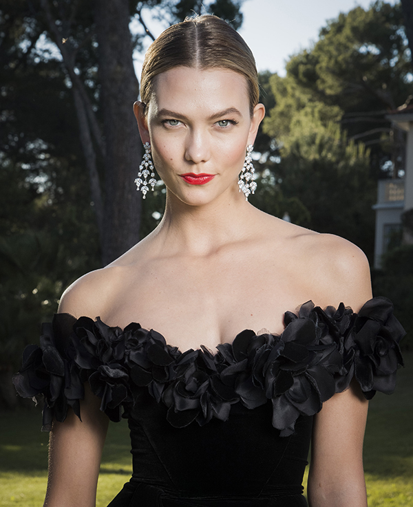 ����� ����� ����� ������� �������������������