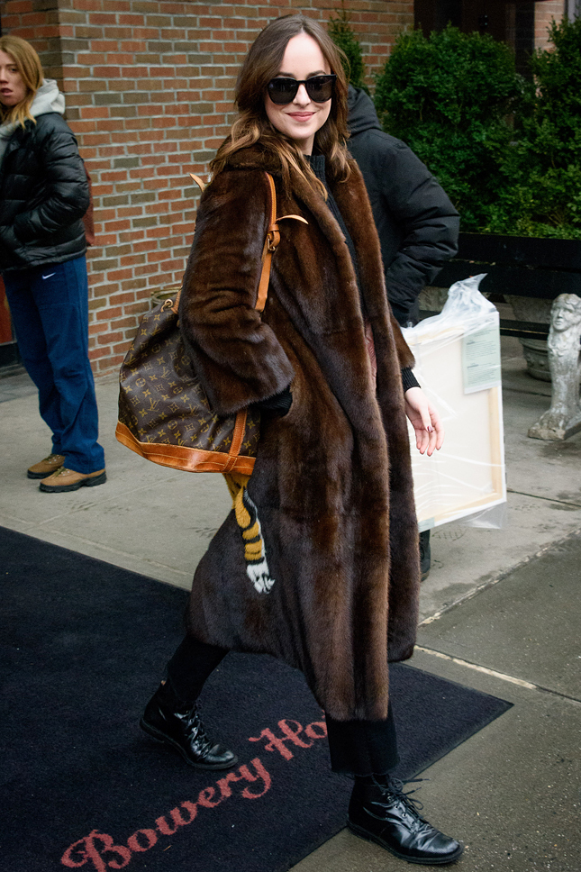 ������ ������� � ���� Gucci � � ��������� ������ Louis Vuitton � ���-�����