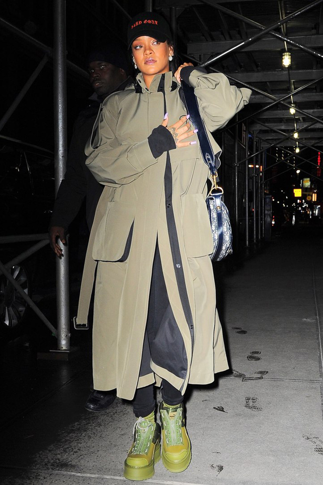 ������ � ����� Ulyana Sergeenko, � �������� Fenty x Puma � c ������ Dior � ���-�����