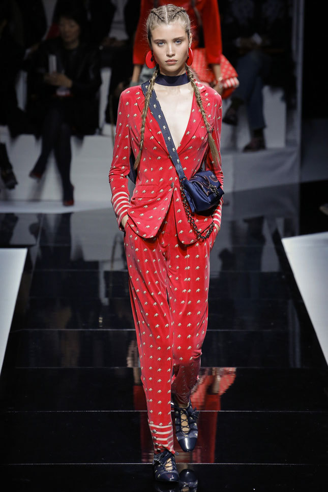 Emporio Armani ������� ��������� �����-���� 2018 � �������