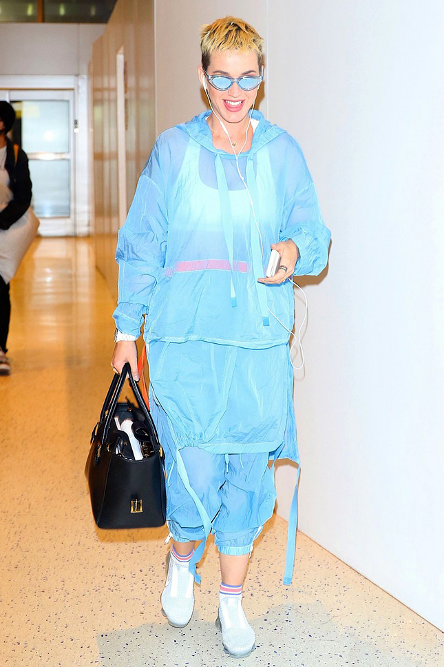 ���� ����� � ���������� Comme des Garons Nike VaporMax