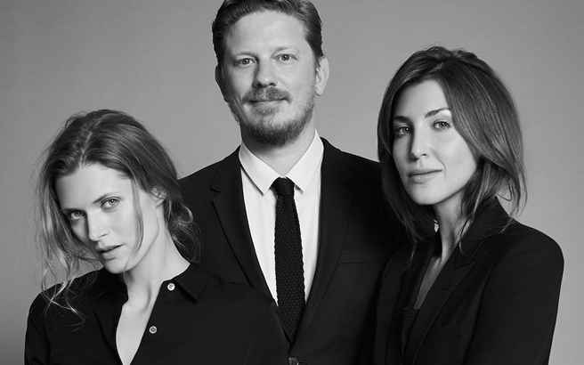 Cond Nast International �������� �������� Vogue