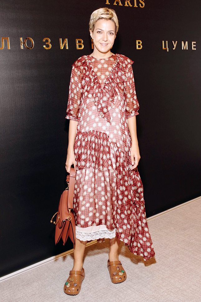 ������ ����������� � ������ Simone Rocha, ������� Christopher Kane � � ������ J.W. Anderson �� ����������� ��������� Beats X Balmain � ����