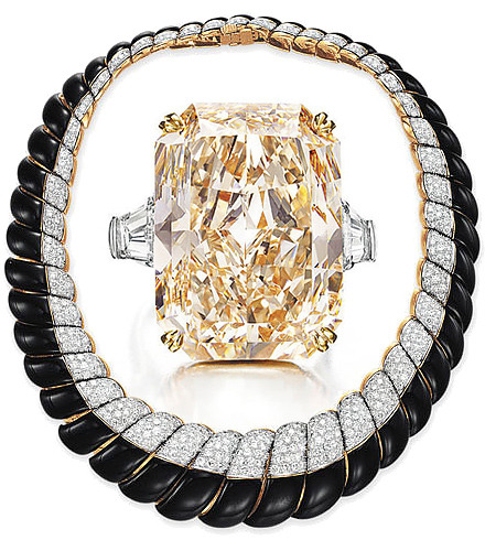 ������ ���������� Christie's