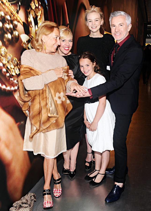 ������ �����, �������� �� �������� ������ ������, ���� ��������, ��� ������� � ������� ������� �� ��������� Prada � ����� �������� ��������� ������