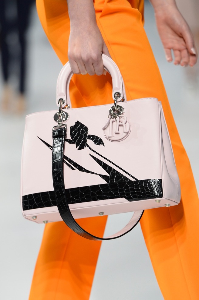 ����� �� �������� ��������� Dior