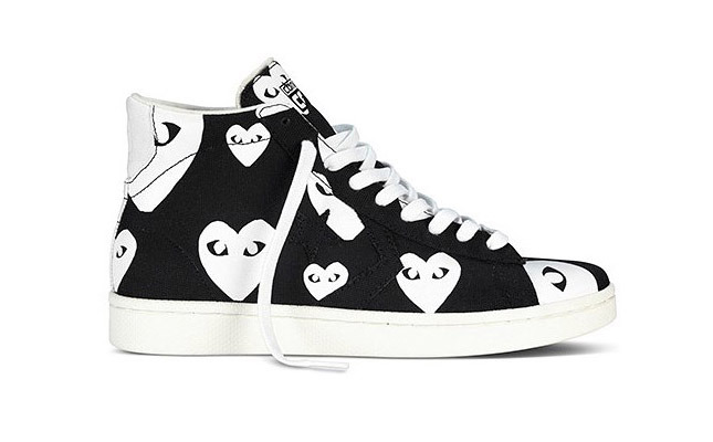 ������ ��������� ����� Converse x Comme des Garons Play