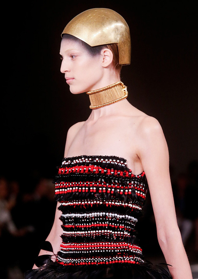 �������� ���� �� ������ Alexander McQueen �����-���� 2014